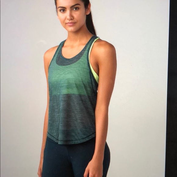 lululemon athletica Tops - Lululemon green sheer tank long distance talk